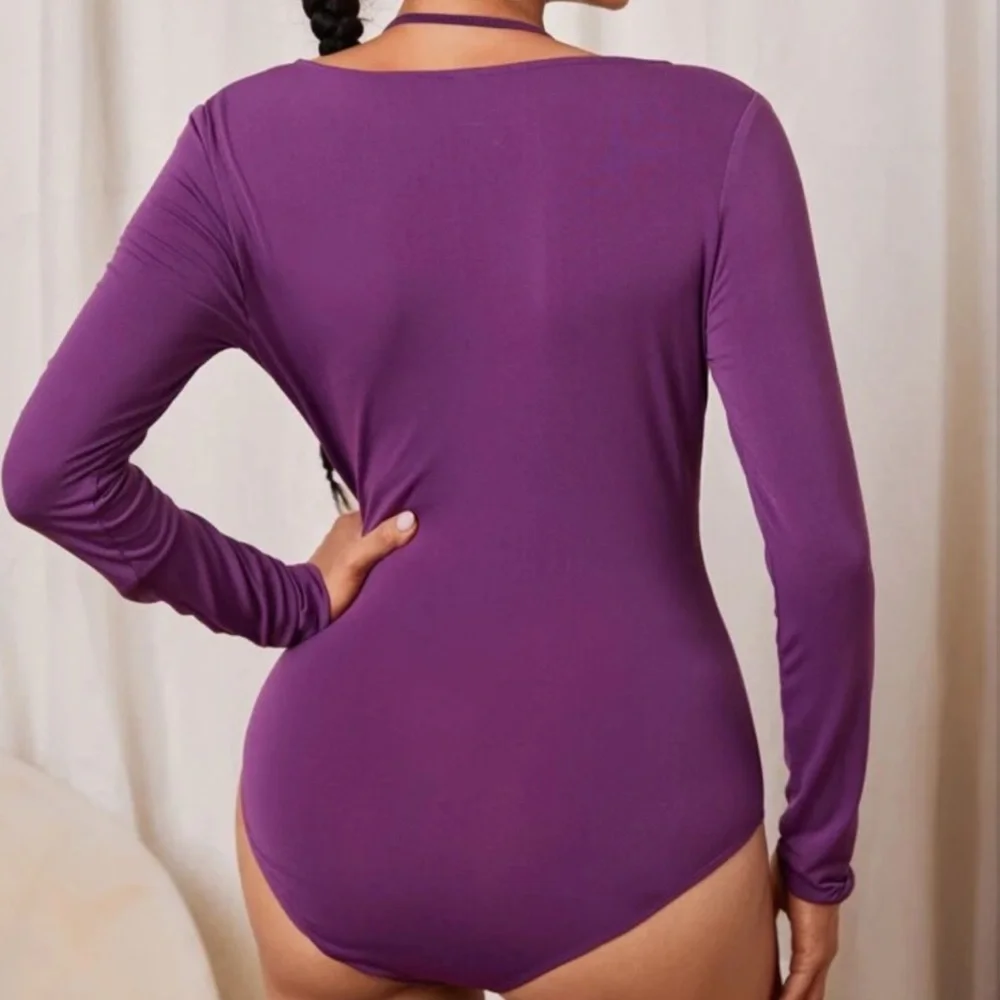 Purple cut out bodysuit - Picture 9 of 10